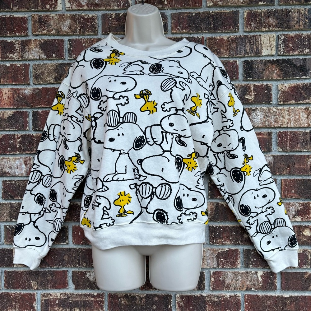 *2/$15 Peanuts Snoopy Woodstock Sweatshirt All Over Print Womens Small EXCELLENT